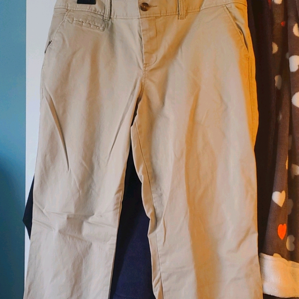 Old Navy khaki straight leg pants